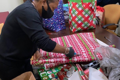 Lashay-Turner-Wrapping-Lots-of-Presents